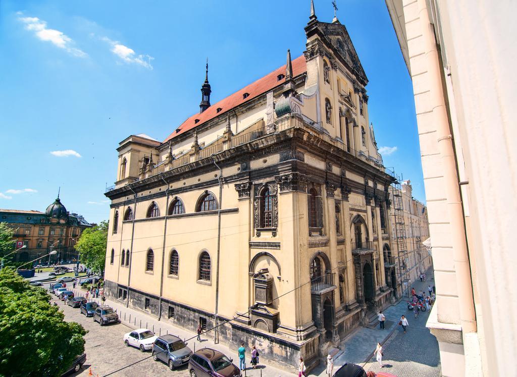 Coffee Home Hostel Львов Экстерьер фото