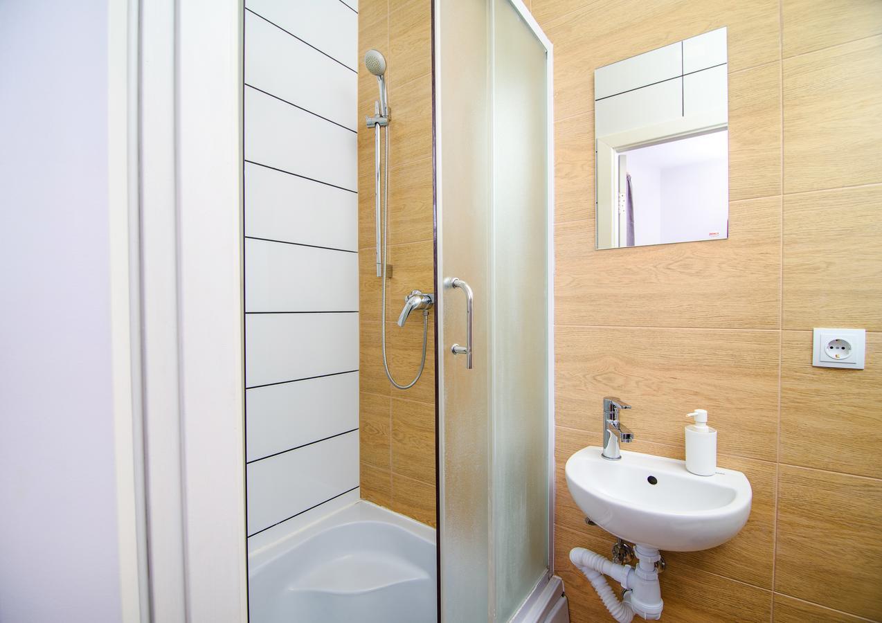 Coffee Home Hostel Львов Экстерьер фото
