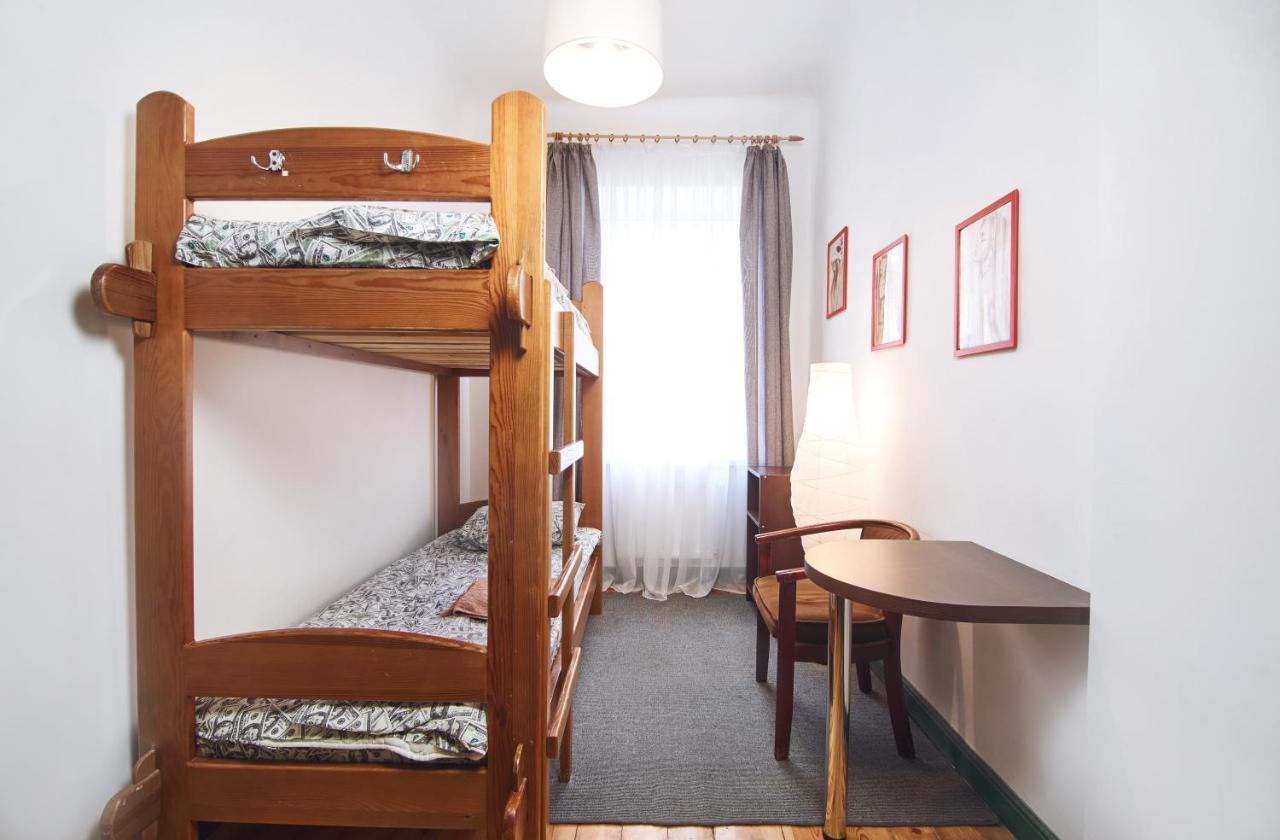 Coffee Home Hostel Львов Экстерьер фото