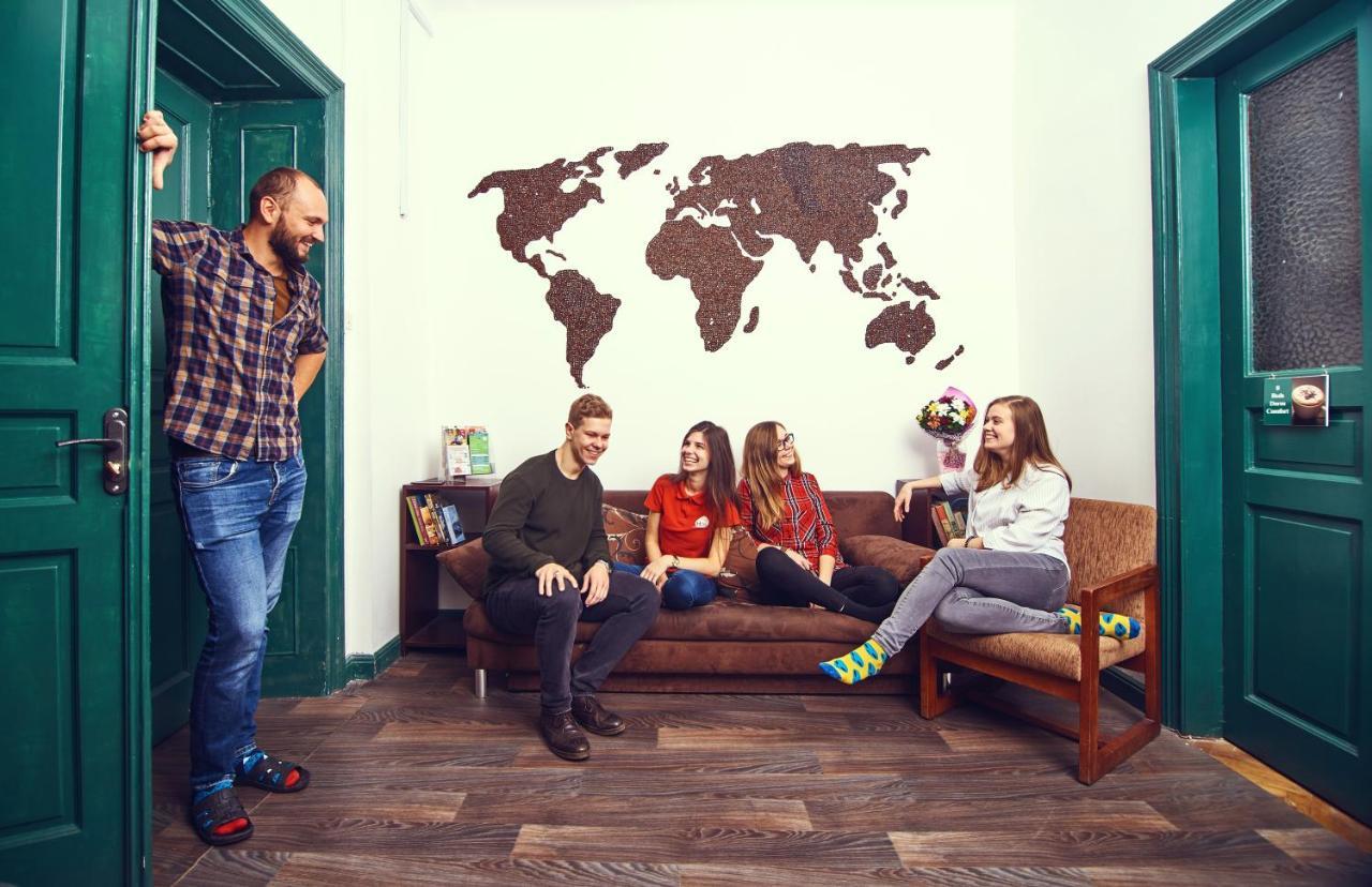 Coffee Home Hostel Львов Экстерьер фото